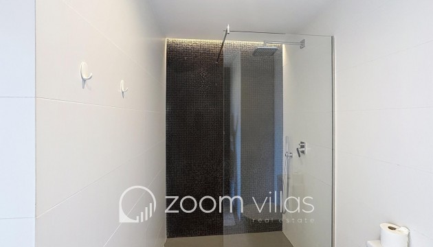 Resale - Villa - Benitachell  - Lirios