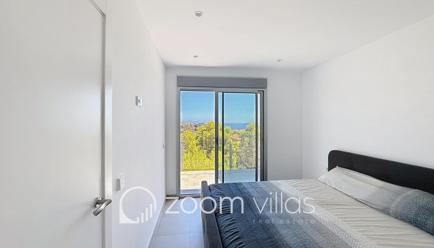 Resale - Villa - Benitachell  - Lirios