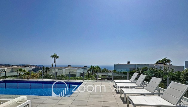 Resale - Villa - Benitachell  - Lirios