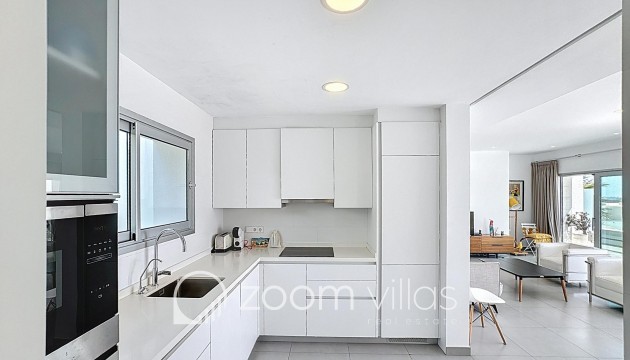 Resale - Villa - Benitachell  - Lirios