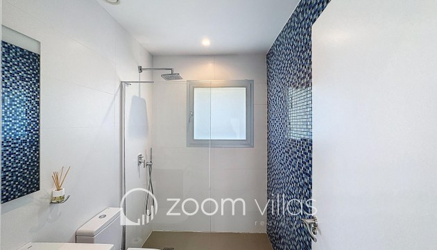 Resale - Villa - Benitachell  - Lirios