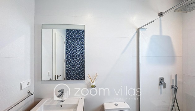 Resale - Villa - Benitachell  - Lirios