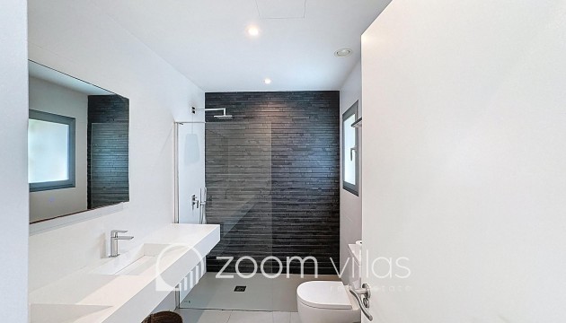 Resale - Villa - Benitachell  - Lirios