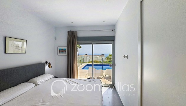 Resale - Villa - Benitachell  - Lirios