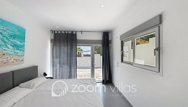 Resale - Villa - Benitachell  - Lirios