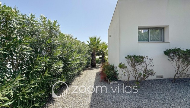 Resale - Villa - Benitachell  - Lirios