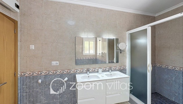 Wiederverkauf - Villa - Benitachell - Encinas