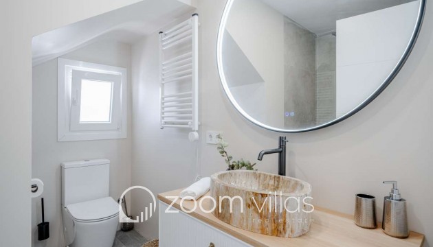 Resale - Villa - Calpe