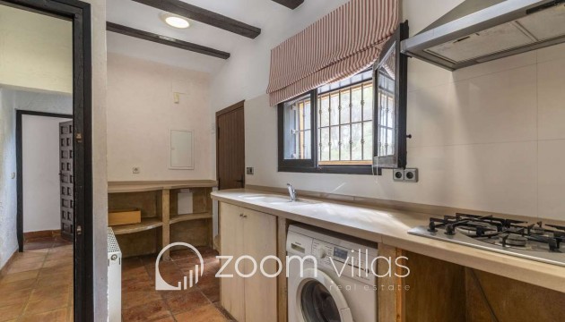 Resale - Villa - Benissa - La Fustera