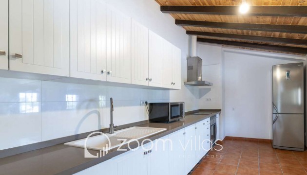 Resale - Villa - Benissa - La Fustera