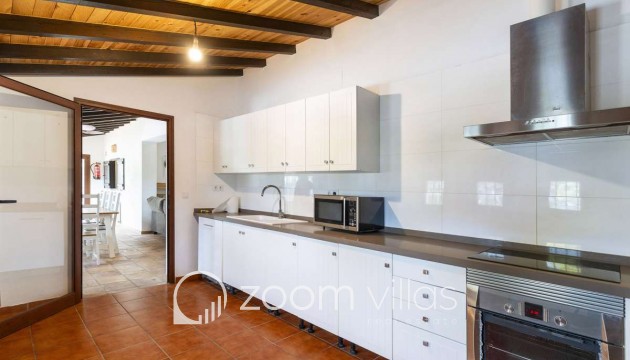 Resale - Villa - Benissa - La Fustera