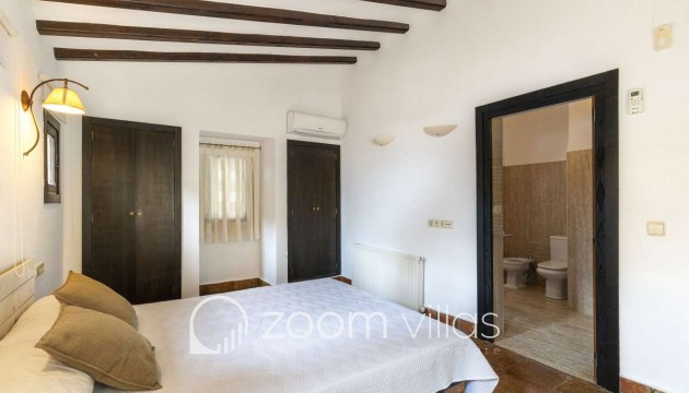 Resale - Villa - Benissa - La Fustera