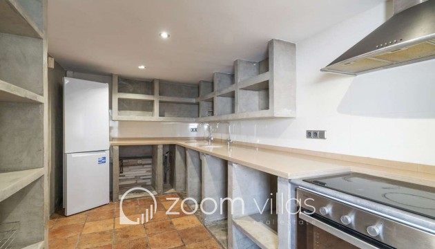 Resale - Villa - Benissa - La Fustera