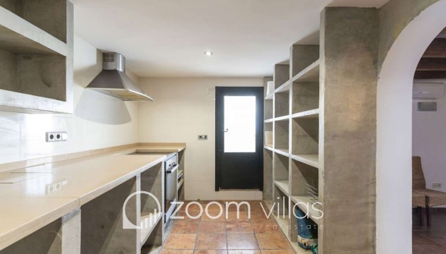 Resale - Villa - Benissa - La Fustera