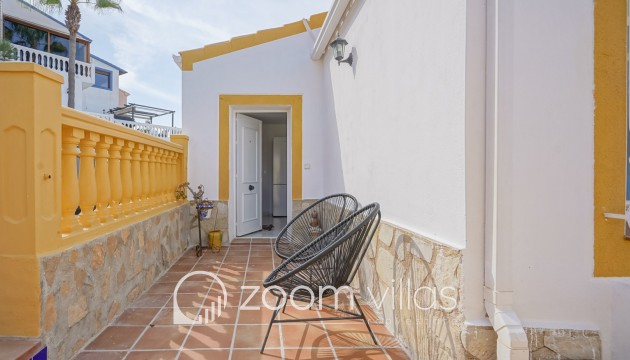 Resale - Villa / Semi-detached - Benitachell  - Calistros
