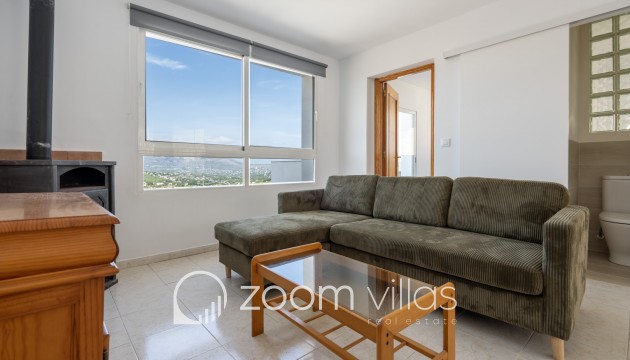 Resale - Villa / Semi-detached - Benitachell  - Calistros