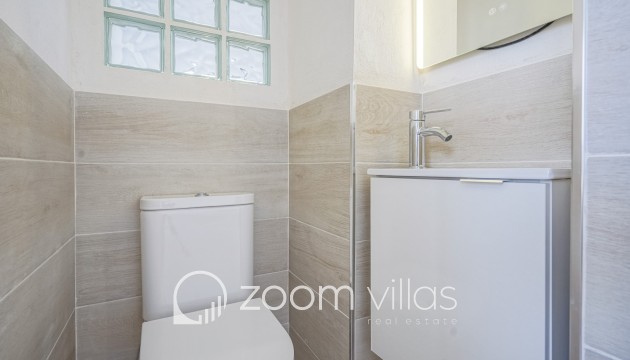 Resale - Villa / Semi-detached - Benitachell  - Calistros