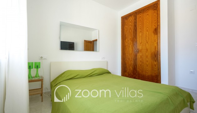 Resale - Villa / Semi-detached - Benitachell  - Calistros