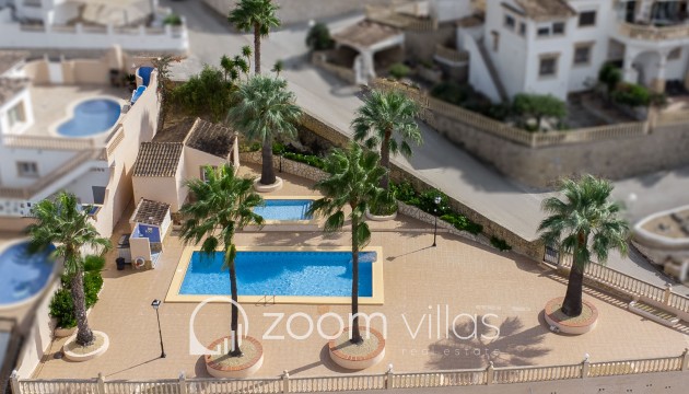 Resale - Villa / Semi-detached - Benitachell  - Calistros