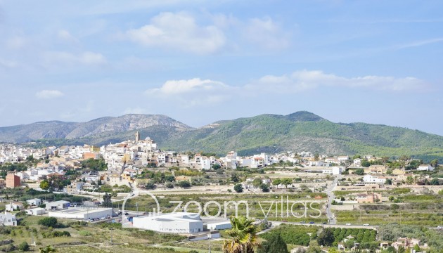 Resale - Villa / Semi-detached - Benitachell  - Calistros