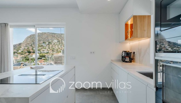Resale - Villa - Calpe