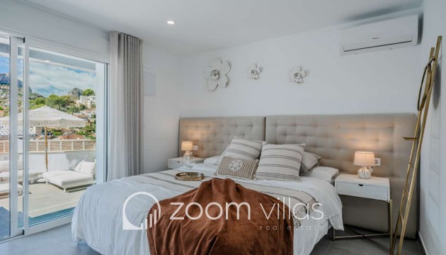 Resale - Villa - Calpe