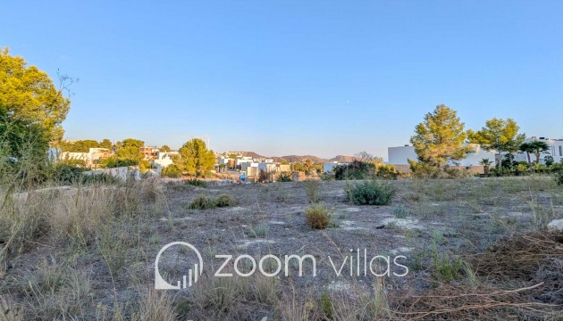 Resale - Plot / Land - Moraira - El Tesoro
