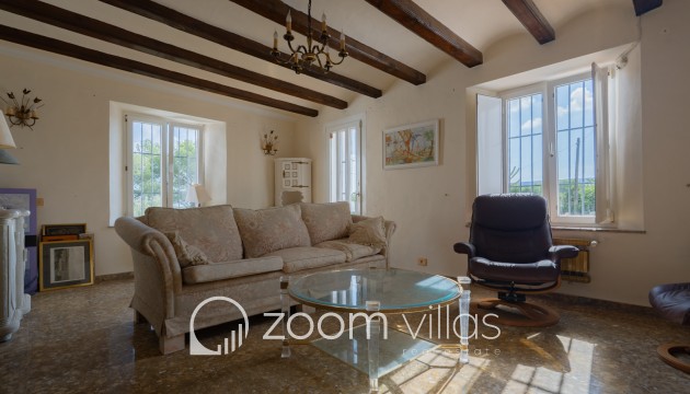 Resale - Villa - Jávea - La Lluca