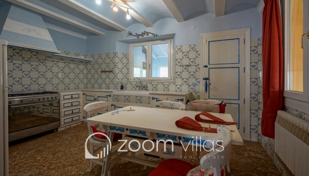Resale - Villa - Jávea - La Lluca