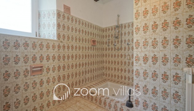 Resale - Villa - Jávea - La Lluca