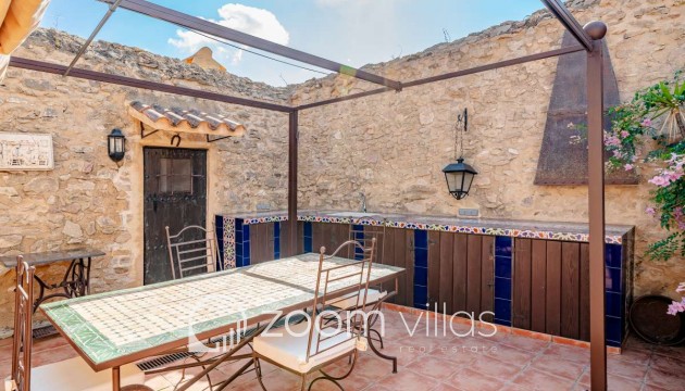 Resale - Villa - Benissa - Benissa Rural