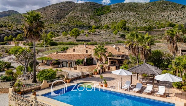 Resale - Villa - Benissa - Benissa Rural