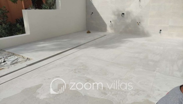 Resale - Villa - Altea