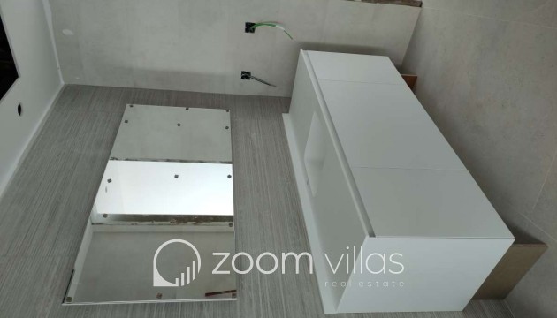 Resale - Villa - Altea