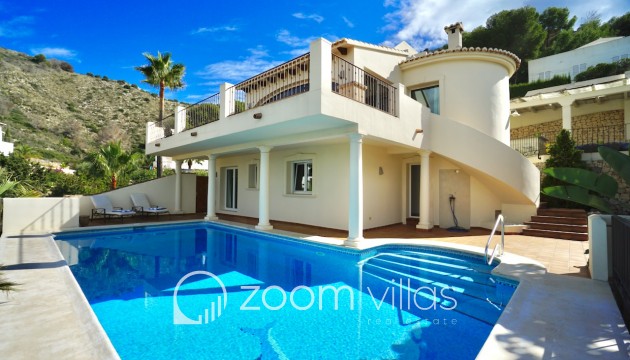 Resale - Villa - Moraira - El Portet