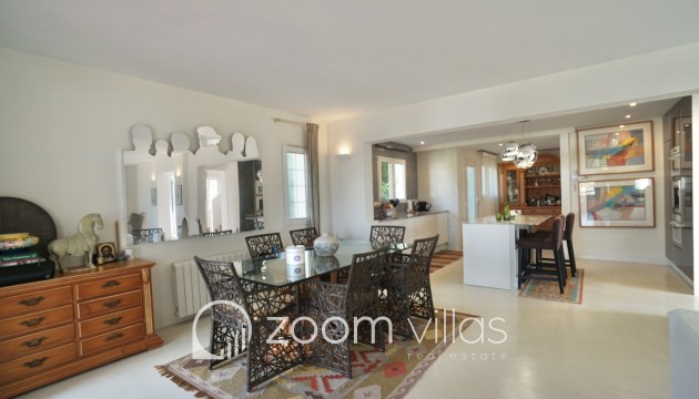 Resale - Villa - Moraira - El Portet