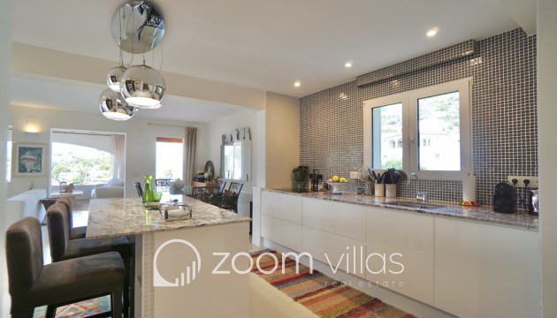 Resale - Villa - Moraira - El Portet