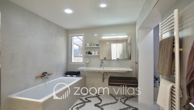 Resale - Villa - Moraira - El Portet
