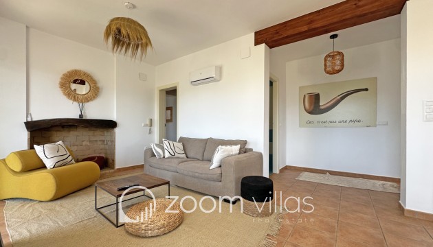 Resale - Villa - Jalón - Valle del Paraiso