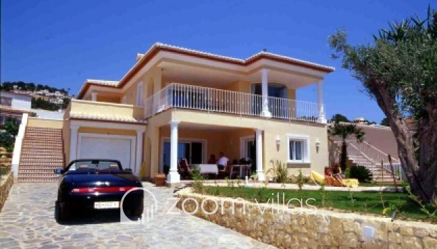 Resale - Villa - Moraira