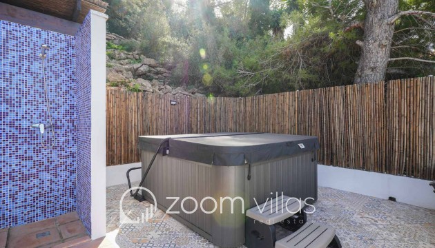 Resale - Villa - Pedreguer - La Sella