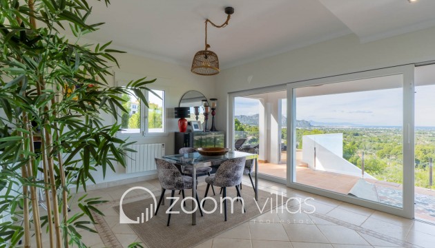 Resale - Villa - Pedreguer - La Sella