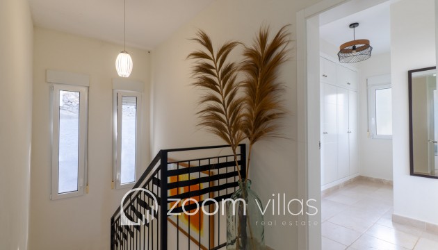 Resale - Villa - Pedreguer - La Sella