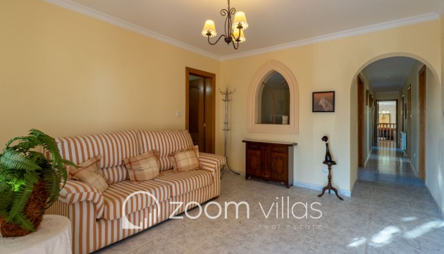 Resale - Villa - Jalón