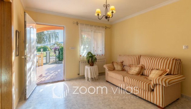 Resale - Villa - Jalón