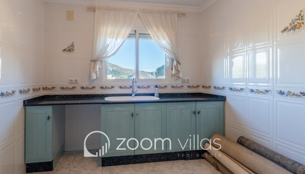 Resale - Villa - Jalón