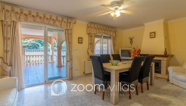 Resale - Villa - Jalón