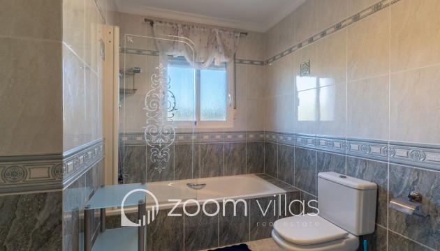 Resale - Villa - Jalón