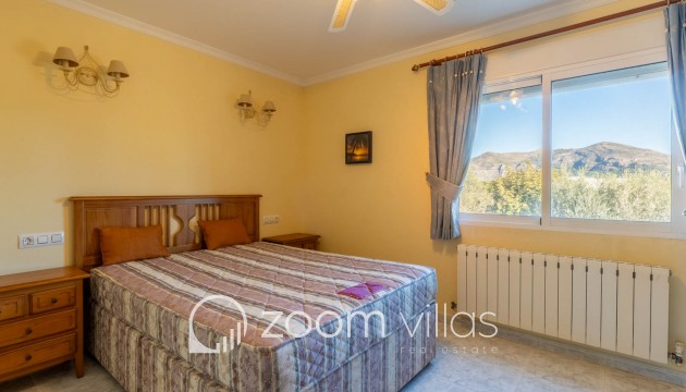 Resale - Villa - Jalón