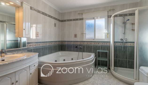 Resale - Villa - Jalón